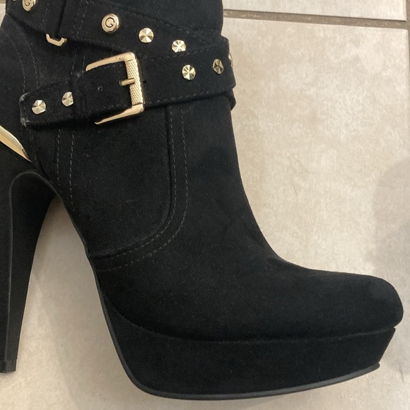 G by Guess Black Heeled Boots with Gold Accents - Picture 8 of 8